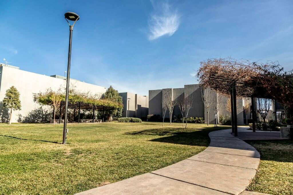 Lujoso Dpto Moreno Park En Lujan Lujan de Cuyo